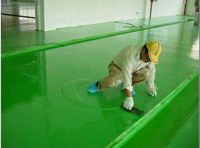 蘇州新卡地坪工程 金剛砂耐磨地坪、環氧樹脂地坪與環氧水泥自流平的全面解析